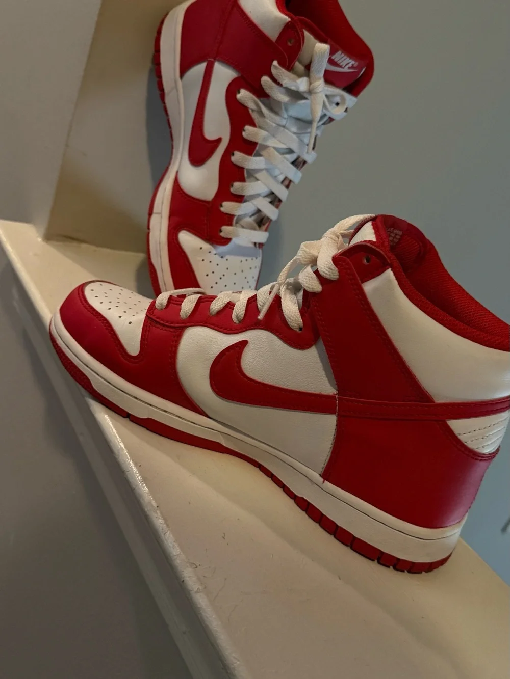 Nike High Top Sneakers - White & Red